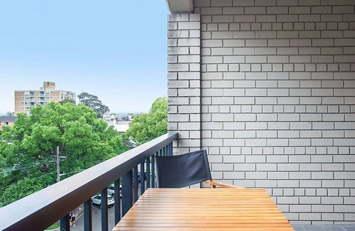 Bondi Junction Apartment | Bondi Haven is centrally located 2-bedroom apartment with terrace and parking