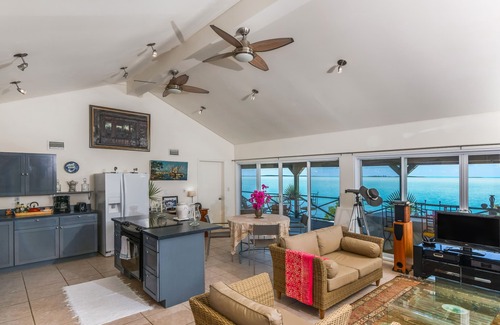 George Town House | Bonefish Bella Vista, entire house on the beach
