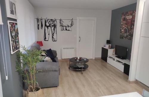 Ermua Apartment | Bonito Loft en Ermua. Cómodo y funcional.