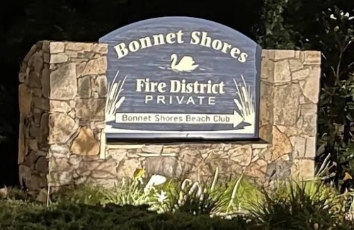 Bonnet Shores House | Bonnet Shores Beach Getaway