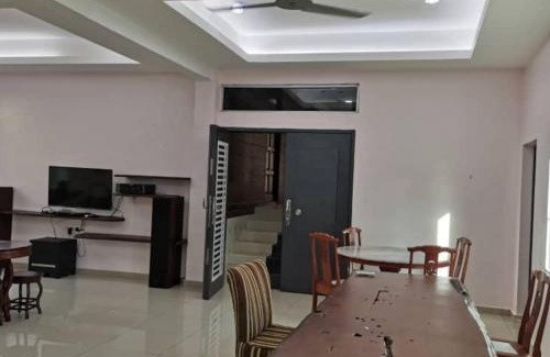 Kluang House | Bonsai Homestay Kluang - B17