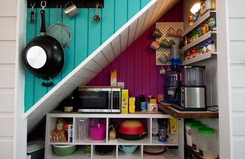 Spanish Wells House | Boo's Bungalow - nFamily and Dog Friendly Waterfront, NOT BEACHFRONT, Cottage
