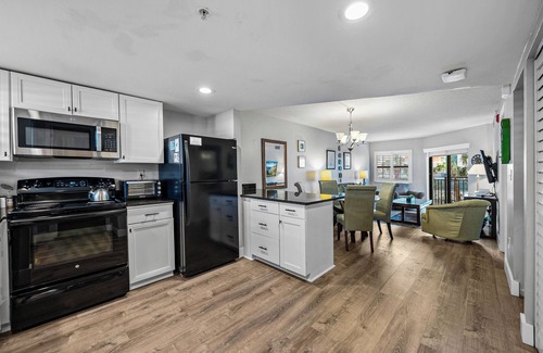Belle Vista Condo | BOOK 7 AND SAVE 10% SPRING BREAK DATES AVAILABLE DIRECTLY ON ST PETE BEACH!