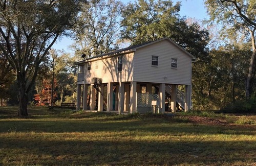 O Brien House | Book a little getaway before summer is gone…