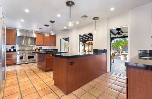 El Mirador House | Book Today for a Fall Getaway! Chic Downtown Home with Private Pool and Hot Tub!