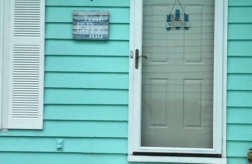 Myrtle Beach House | Book Your Last Minute Getaway. Beautiful 2 Story Townhome. Half Block From Beach