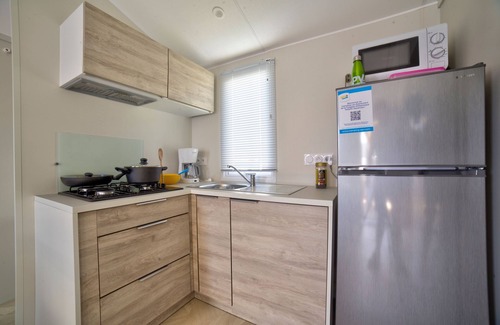 Domino House | Bord de mer | Mobil-home TV | Piscine intérieure