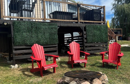 Notre-Dame-de-Bonsecours Ski Chalet | Bord de L'eau Rivière Saumon