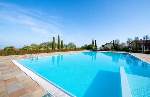 Puegnago del Garda Apartment | Borgo Alto By Bookinggardalake