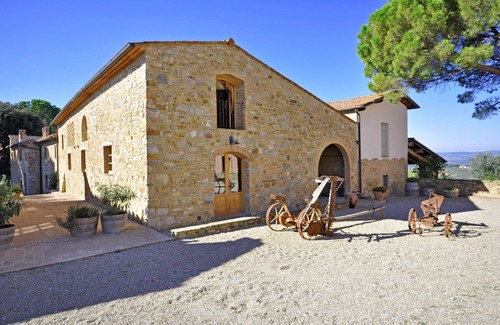 Poggibonsi Apartment | Borgo - Apartment with pool