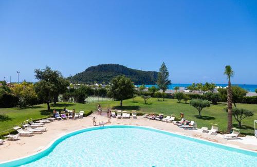 Praia a Mare Resort | Borgo di Fiuzzi Resort & SPA