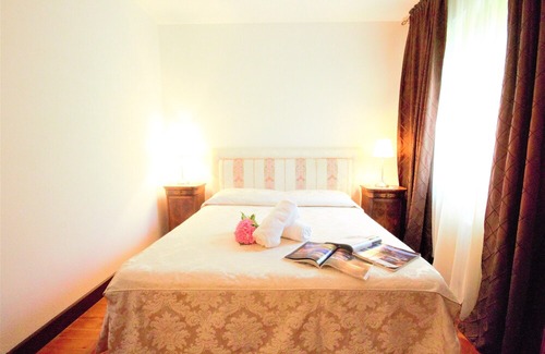 Cremia Apartment | Borgo I - 2 bedrooms apartment - Sleeps 5