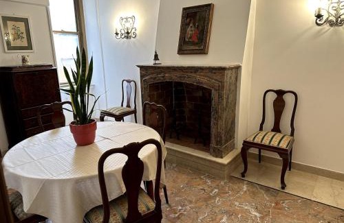Rione XIV Borgo Apartment | Borgo Pio Vatican