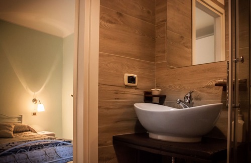 Baselice Bed & Breakfast | Borgo Sciugolo B&B Moon Room