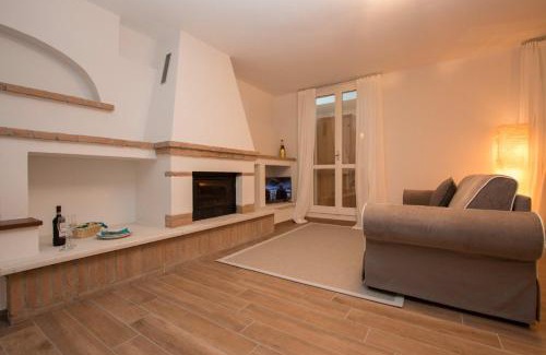 Soiano del Lago House | Borgo Stropea 1 by Wonderful Italy