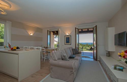 Soiano del Lago House | Borgo Stropea 1 by Wonderful Italy