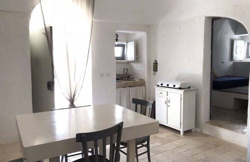 Selva di Fasano House | BORGO TORRE DELL'OCA Trullo Caterina - Independent Trullo in a village