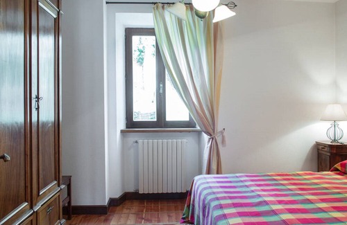 Cremia Apartment | Borgo VII - 2 Bedrooms Apartment - Sleeps 4