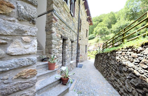 Cremia Apartment | Borgo VII Apartment - Lake Como