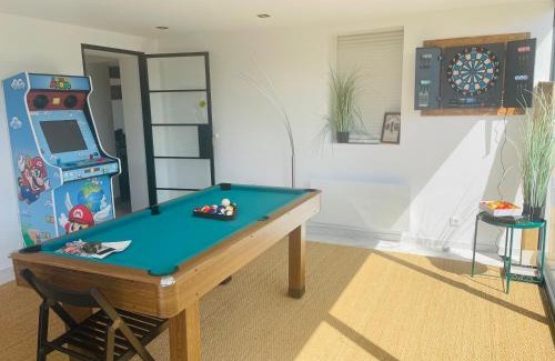 Blainville-sur-Mer House | Borne arcade, Billard, Fléchettes & Sauna 6pers