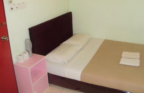 Downtown Kota Kinabalu Hotel | Borneo Gaya Lodge