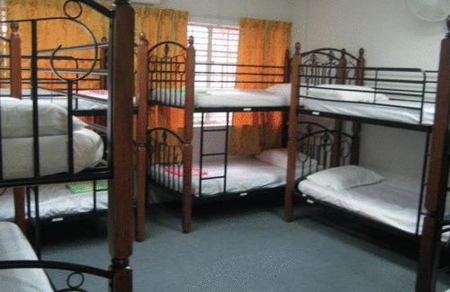 Downtown Kota Kinabalu Hotel | Borneo Gaya Lodge
