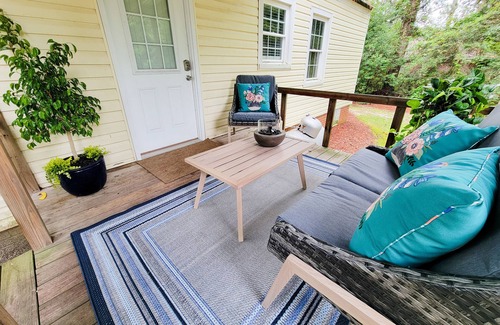 Statesboro House | Boro Bungalow. Heart of Statesboro, Ga
