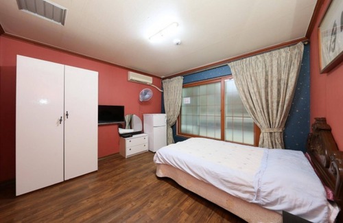 Kunip House | Boryeong Jung Pension