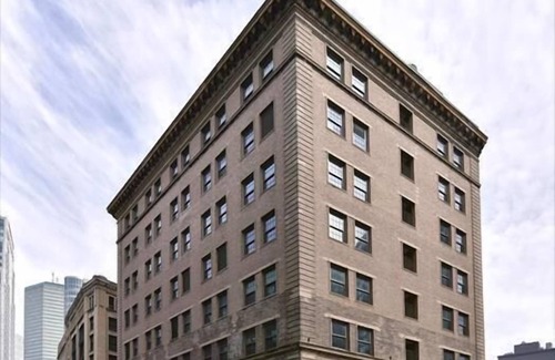 Chinatown Apartment | Bostons Best Location! 1BR w/AC/Heat & Wifi | Downtown