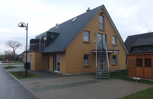 Kaschow Apartment | 'Bothmer Castle': Apartment for up to 5 guests (with extra bed) & pets