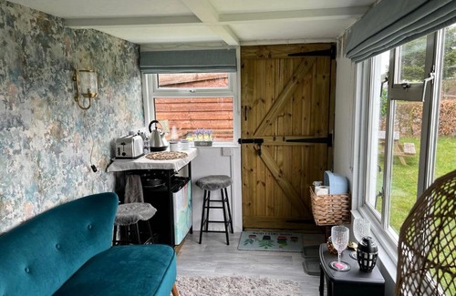 Little Kimble Other | Bothy hut