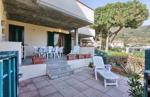 Morcone Apartment | Bouganville
