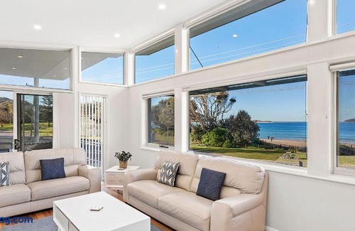 Fingal Bay House | Boulder Bay Rd 1/2 - Fingal Bay