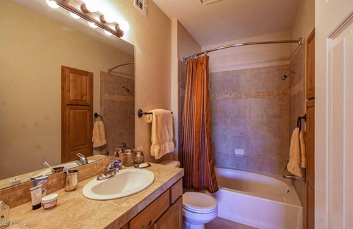 Oro Valley Condo | Boulder Canyon Condominiums: Serene Retreat in Oro Valley