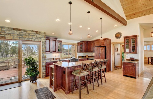 Boulder House | Boulder Colorado CU Sugarloaf Mountain Vacation Home