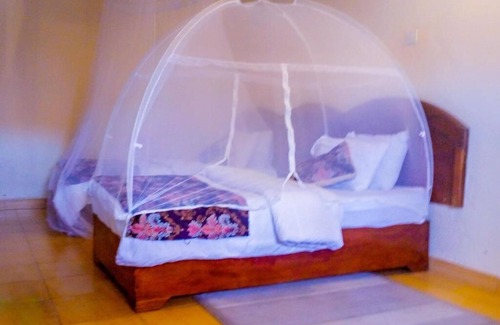 Fort Portal Bed & Breakfast | BOULEVARD EXCELSIOR MOTEL