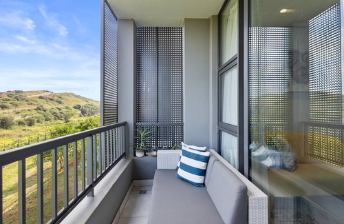 Umhlali Apartment | Boulevard Suites Studio - Rooftop Pool - BBQ