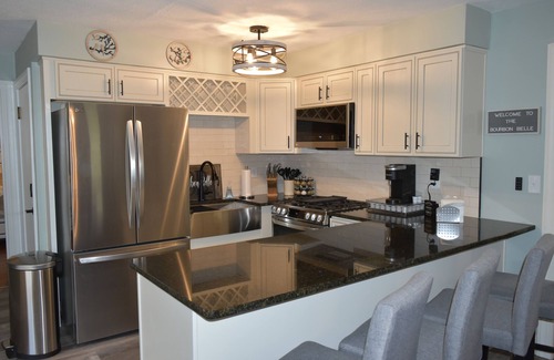 Bardstown House | Bourbon Belle of Bardstown - Charming home just a 9 minute walk into downtown!