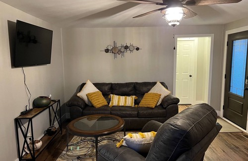 Bardstown Cottage | Bourbon Country Cottage - perfect for exploring the Bourbon Trail