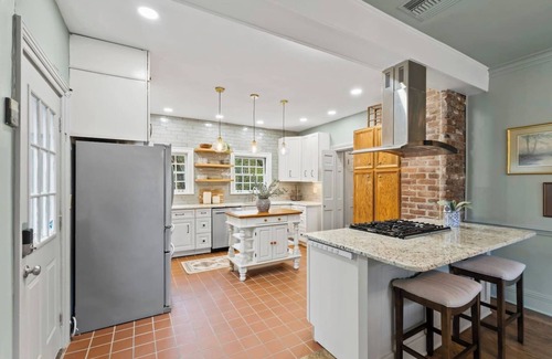 Frankfort House | Bourbon Trail-Hot tub-Riverview-2.5miles BuffaloTr