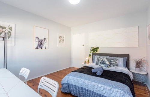 Kingsford Apartment | Boutique 2BR Unit in Kingsford Near UNSW, Randwick Sleeps6 U2