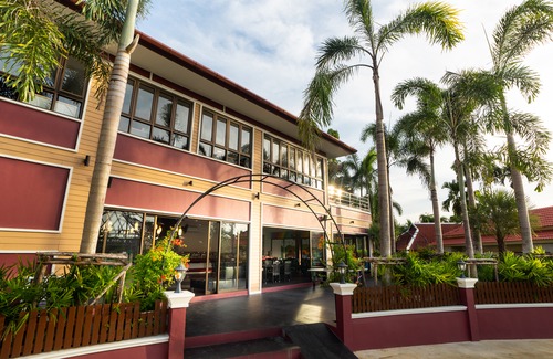 Pa Klok Hotel | Boutique Resort Private Pool Villa (SHA Plus+)