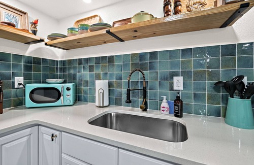Indian Harbour Beach Apartment | Boutique style Apt/Walk to Beach/Pet friendly