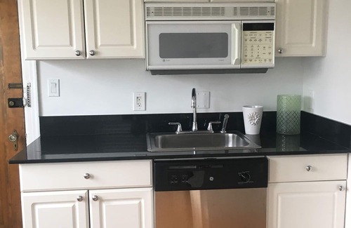 Greenwich House | Boutique Stay 2D in Heart of Downtown