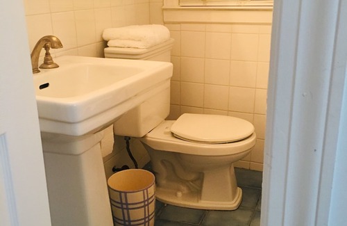 Greenwich House | Boutique Stay 2D in Heart of Downtown