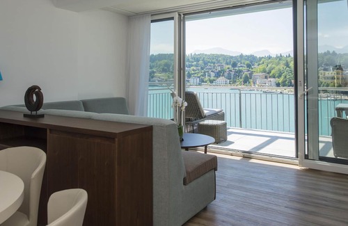 Augsdorf Apartment | BoutiqueHTL Wörthersee Panorama Suite Superior120 - BoutiqueHTL Wörthersee Panorama Suite Superior