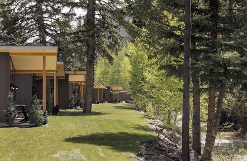 Grant Cabin | Bow & Arrow, Creekside Sauna, Cold Plunge