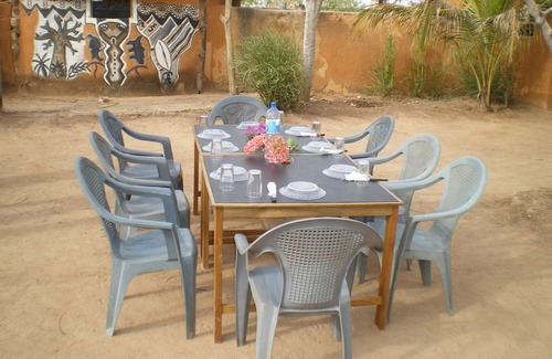 Banfora House | Boxes 1,5, 6,7,8,9 and 10 for a total of 18 people