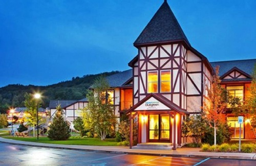 Boyne Falls Villa | Boyne Mountain 1 BR Condo (B), Full Kitchen, in-unit washer/dryer, fireplace