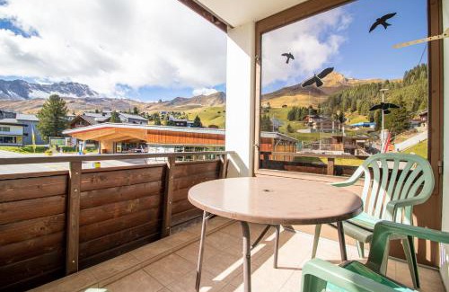 Arosa Apartment | Brüggli A24 by Arosa Holiday